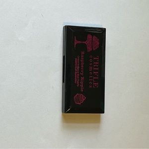 Trifle RASPBERRY RIPPLE - OMBRÉ RADIANCE BLUSH PALETTE